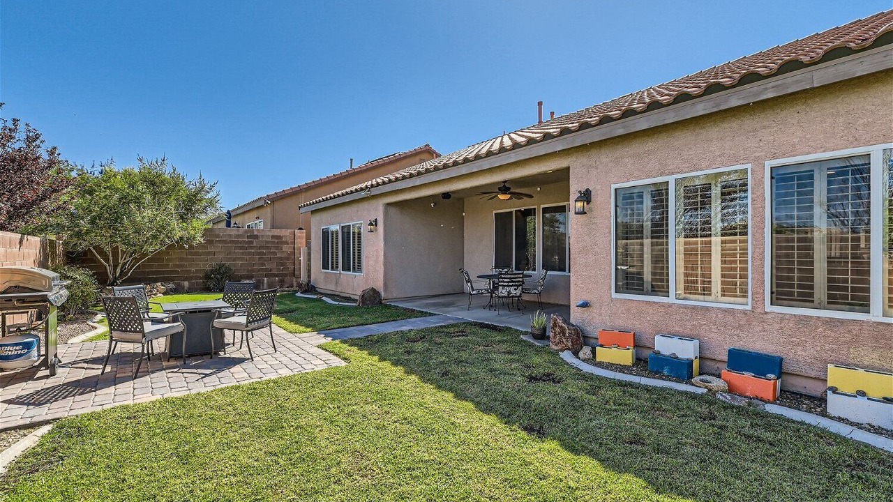 Photo of Outdoor in Paradise Hills
