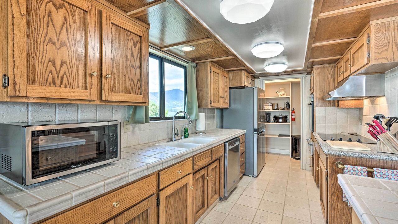 Photo of Kitchen in Clearlake