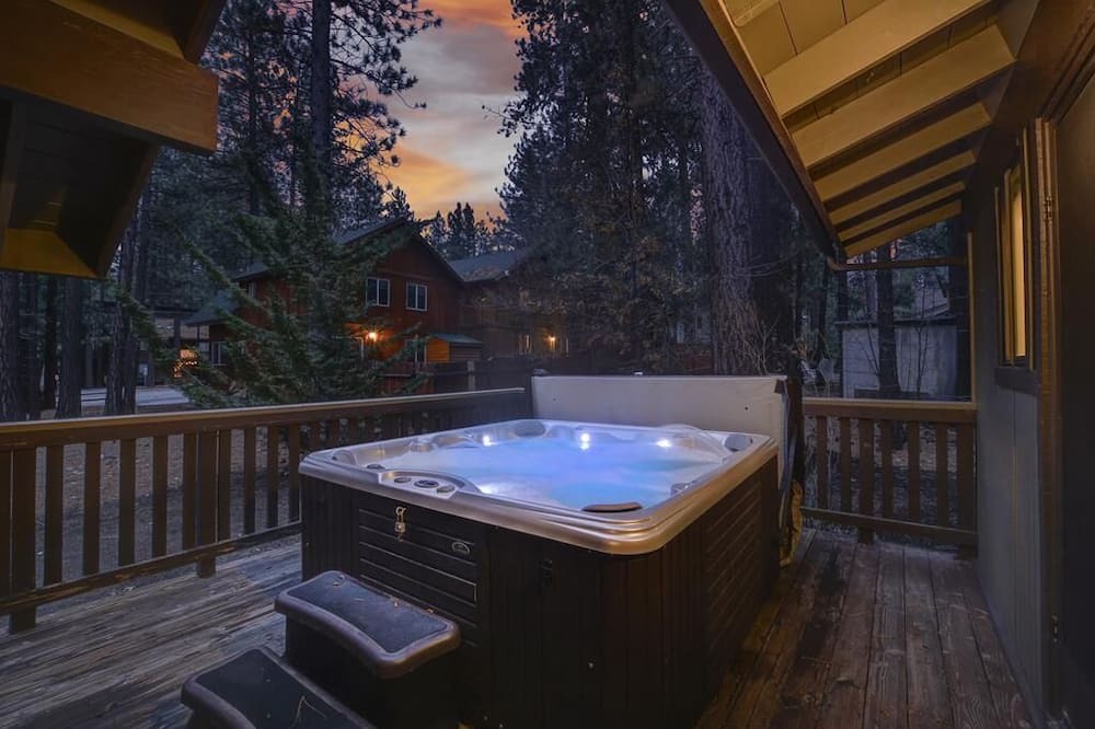 Photo of Outdoor in Summit Estates