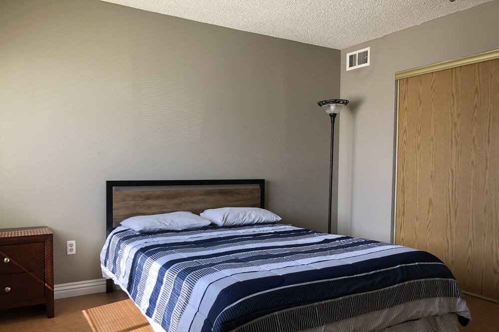 Photo of Bedroom in Chinatown