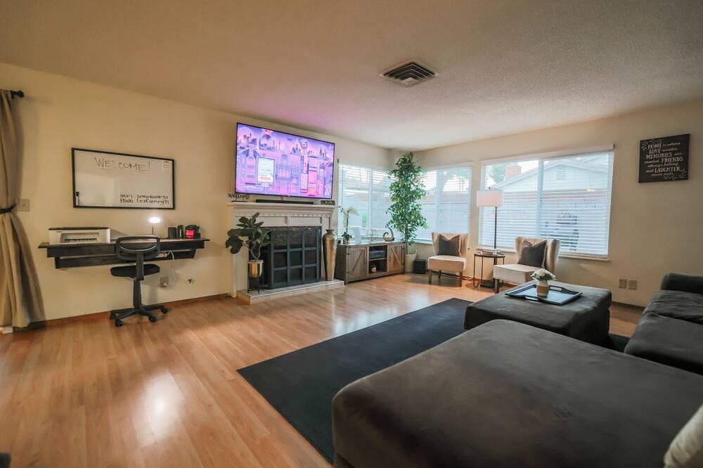 Photo of Bedroom in Spring Valley