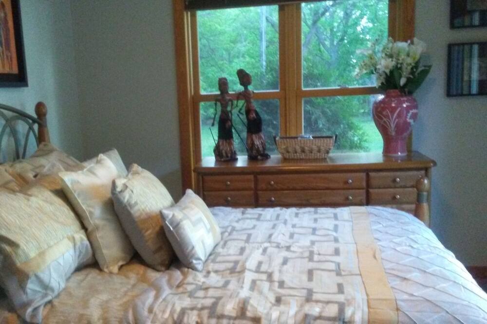 Photo of Bedroom in Centennial Hills