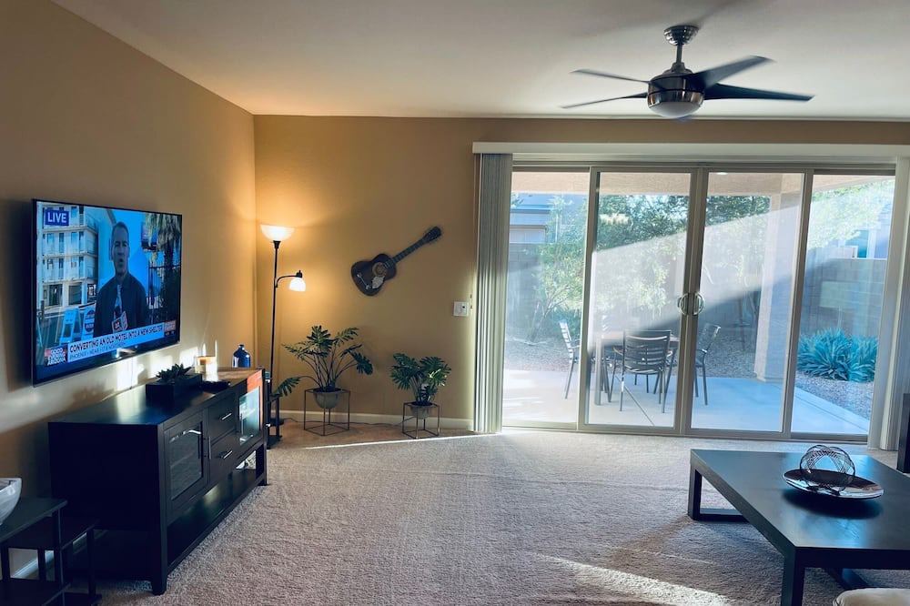 Photo of Bedroom in Glendale