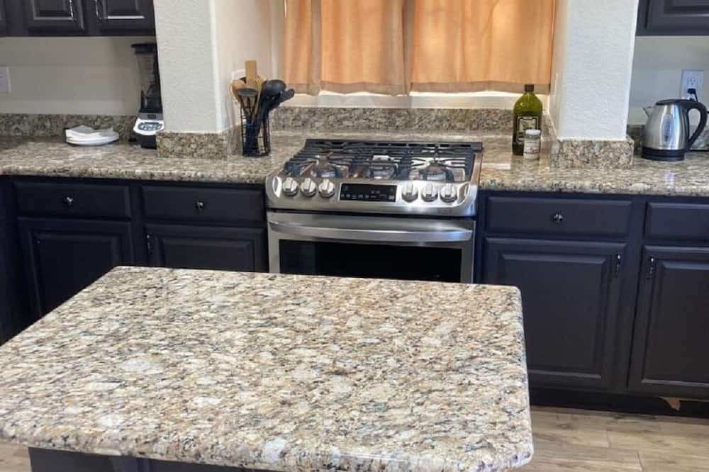 Photo of Kitchen in Paradise
