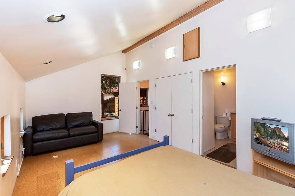 Photo of Bedroom in Boulder Bay