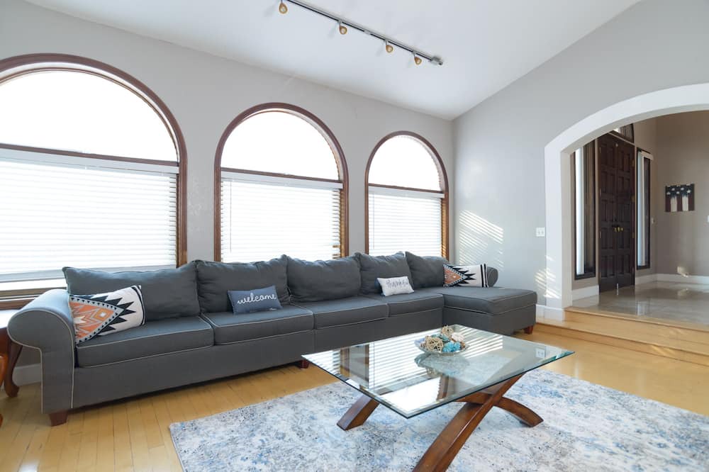 Photo of Bedroom in Rainbow Park