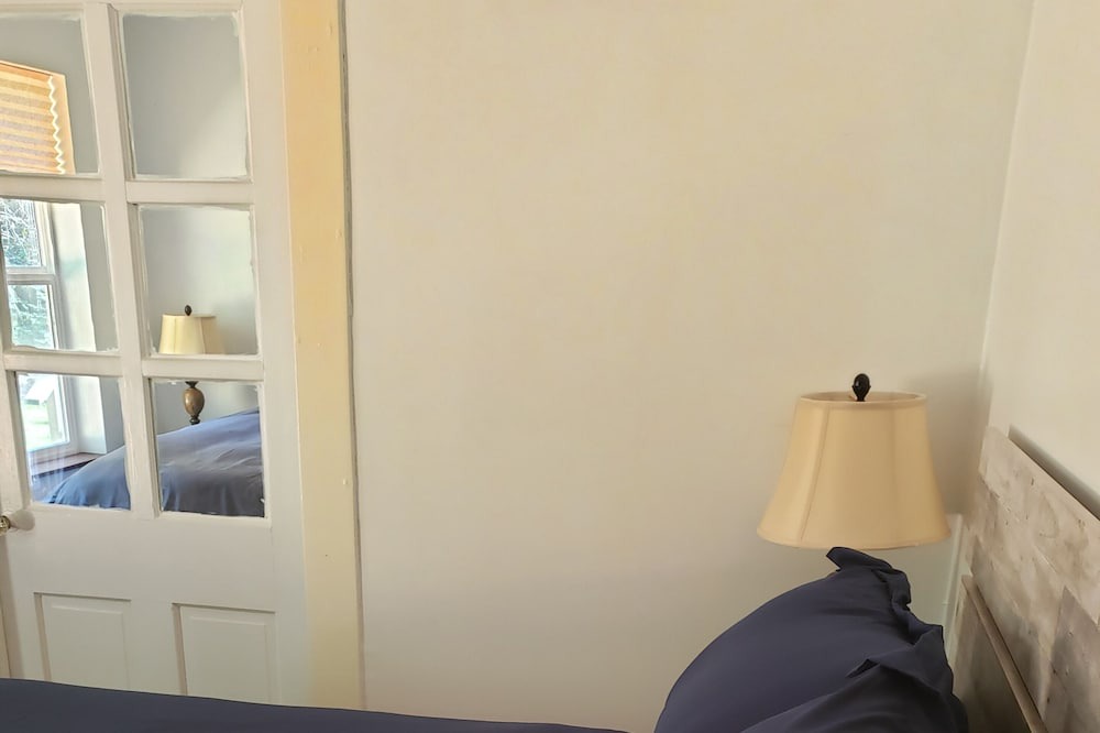 Photo of Bedroom in Albion