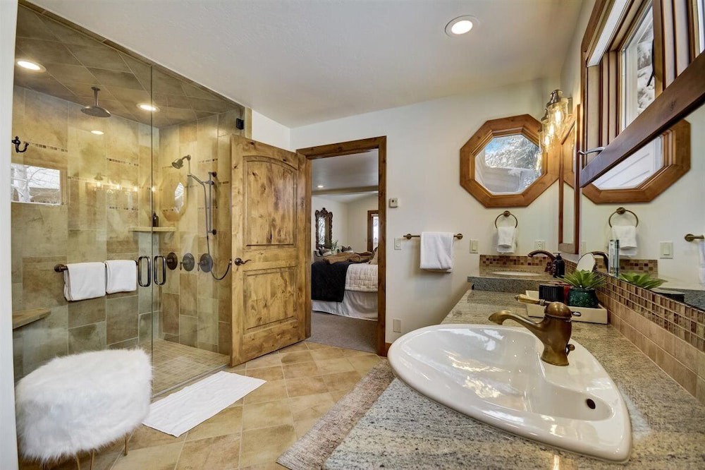 Photo of Bathroom in Deer Valley