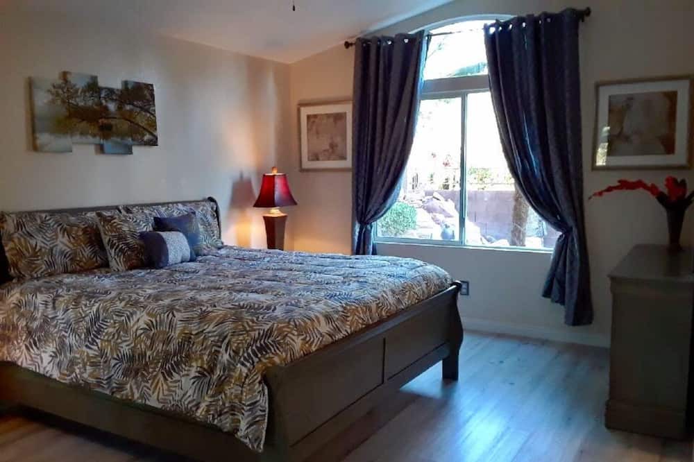 Photo of Bedroom in Summerlin
