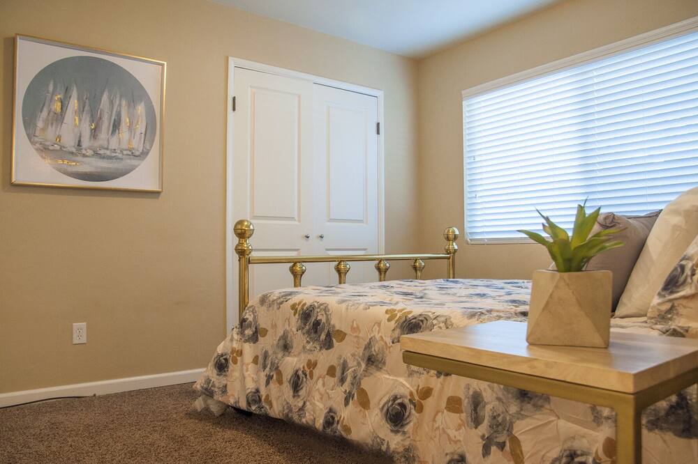 Photo of Bedroom in Visalia
