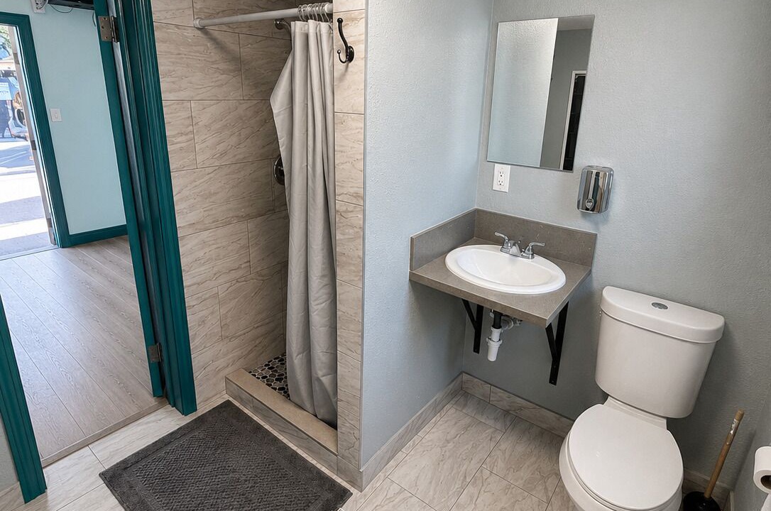 Photo of Bathroom in Gateway District