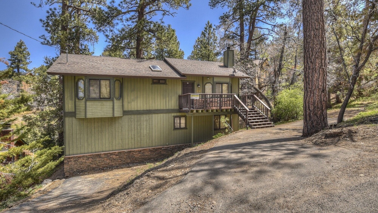Photo of Outdoor in Upper Moonridge