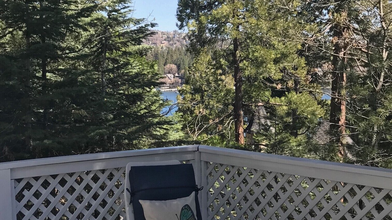 Photo of Outdoor in Lake Arrowhead