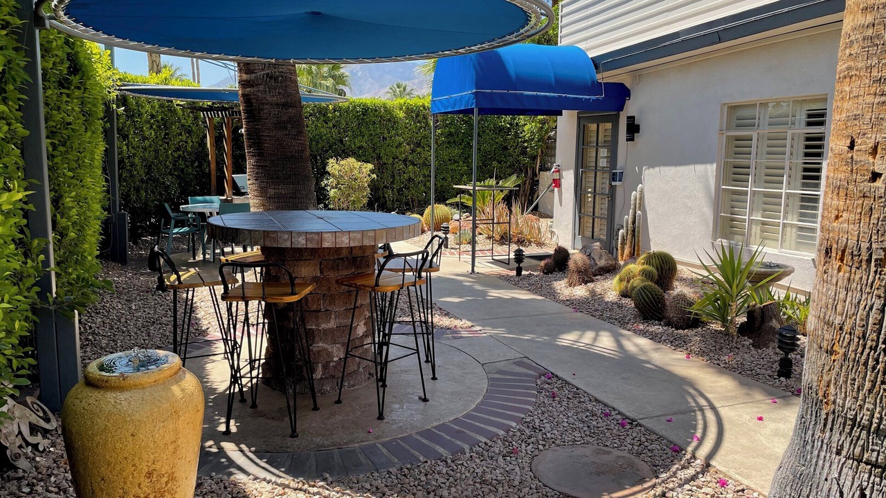 Photo of Outdoor in Warm Sands