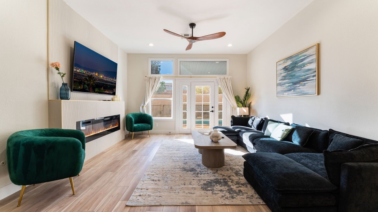 Photo of Livingroom in Summerlin