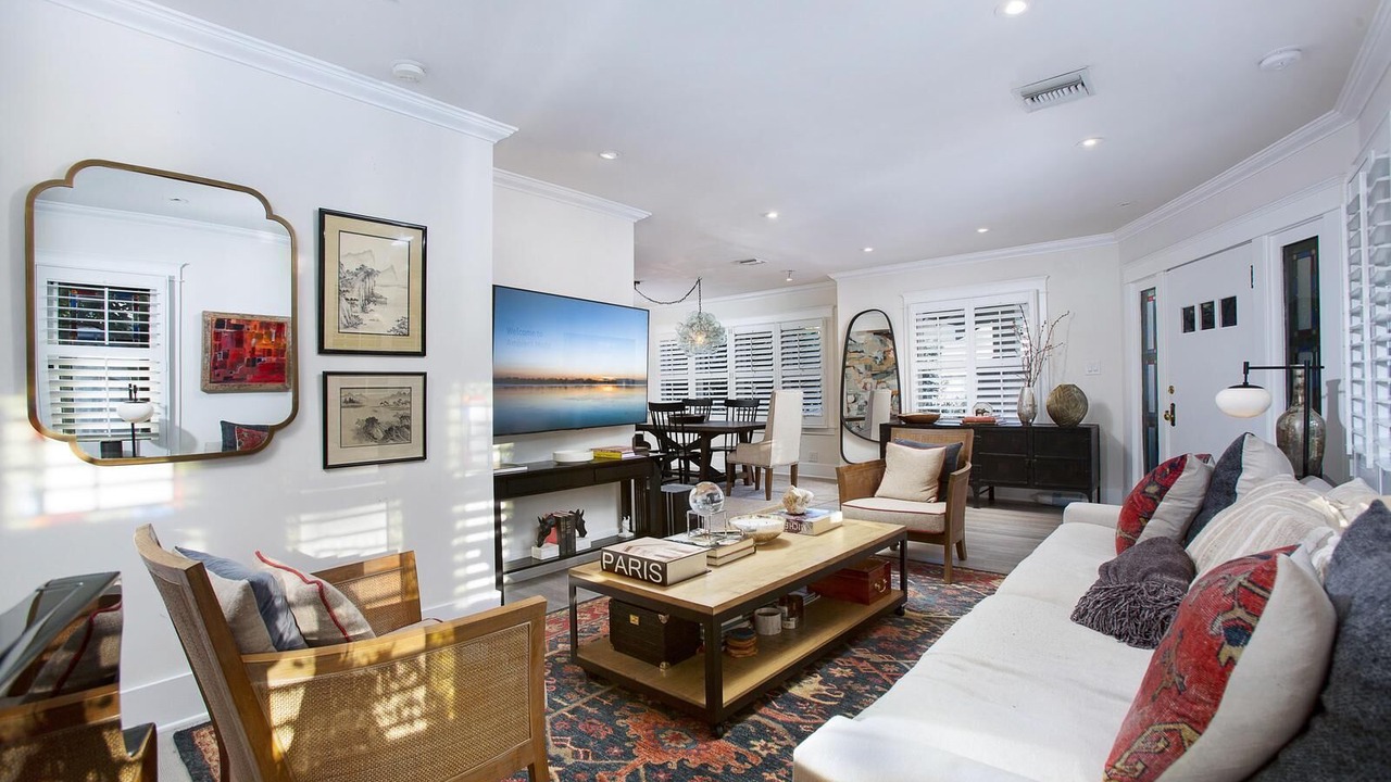 Photo of Livingroom in Hollywood