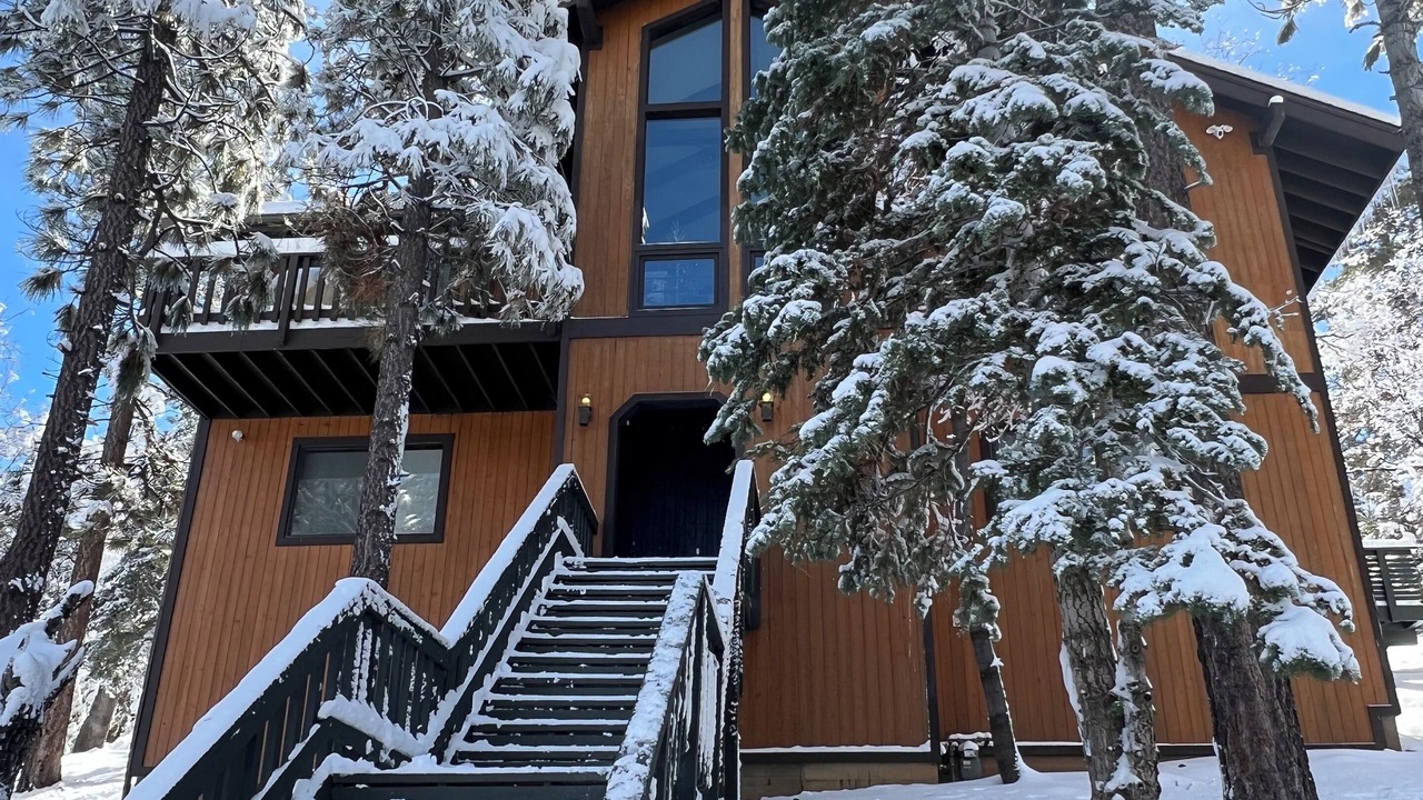 Photo of Outdoor in Upper Moonridge
