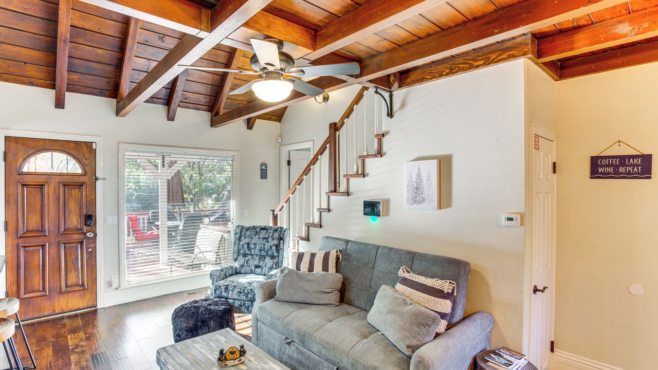 Photo of Livingroom in Crest Park