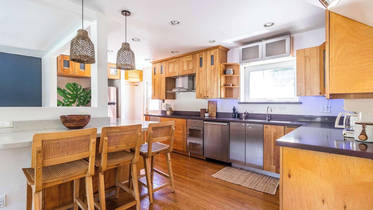 Photo of Kitchen in West Los Angeles