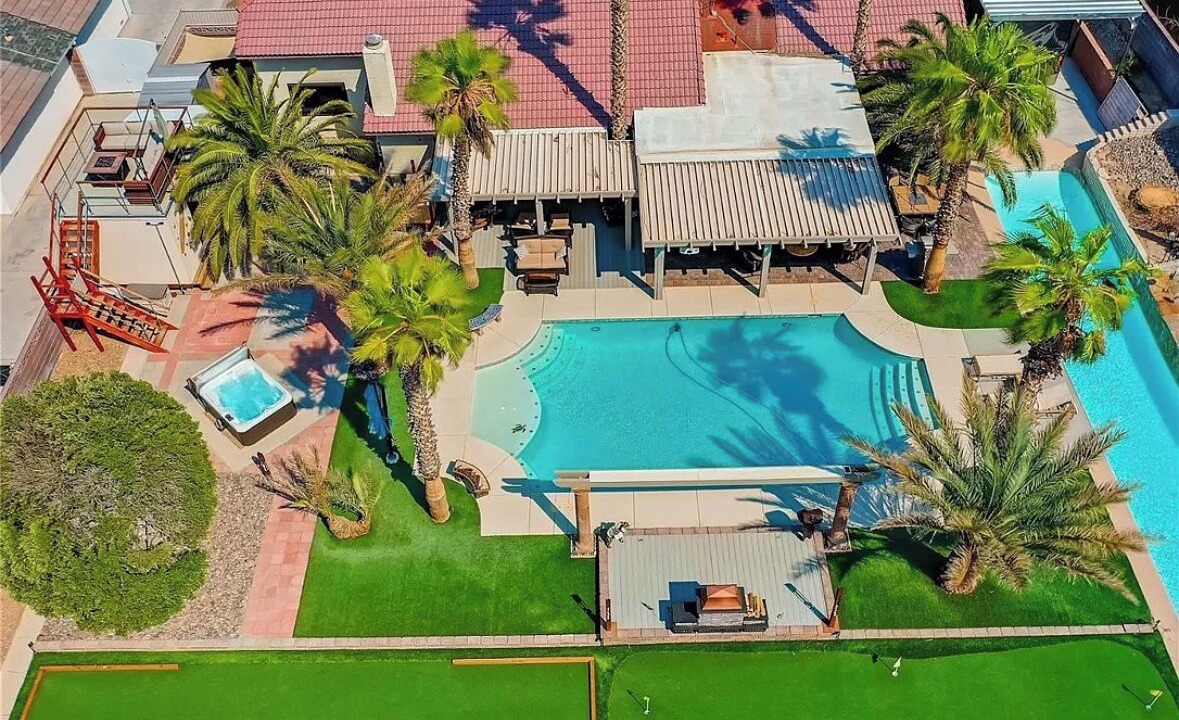 Photo of Outdoor in Sunrise Manor