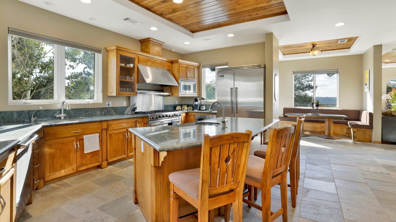 Photo of Others in Castle Glen Estates