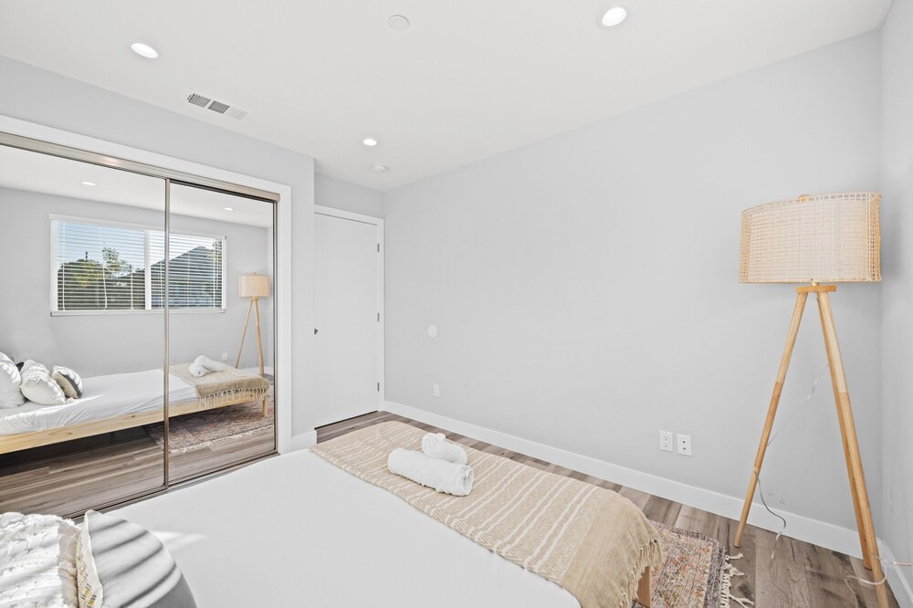 Photo of Bedroom in Carthay Circle