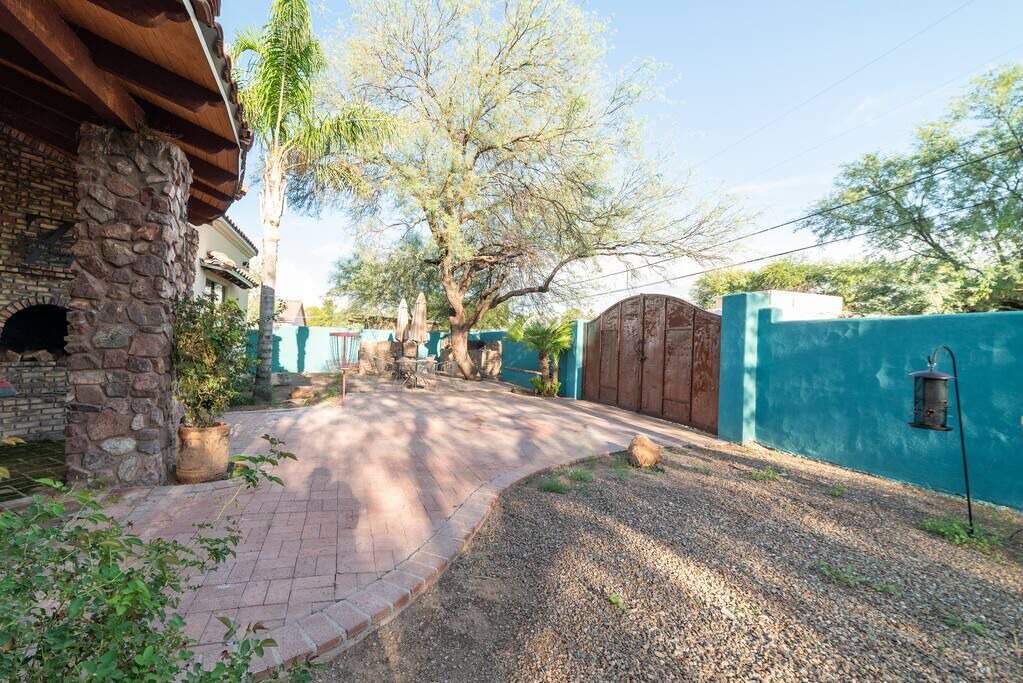 Photo of Outdoor in Drexel Heights