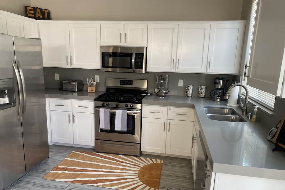 Photo of Kitchen in Summerlin