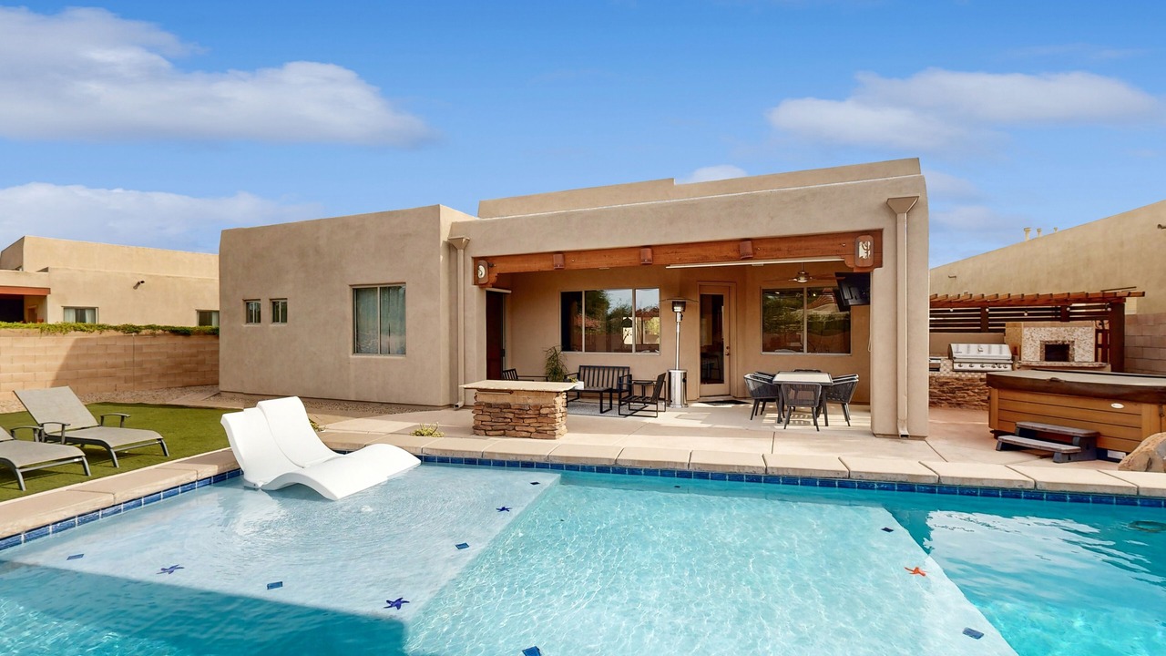 Photo of Outdoor in Continental Reserve