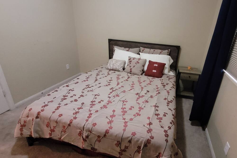 Photo of Bedroom in El Capitan Ranch