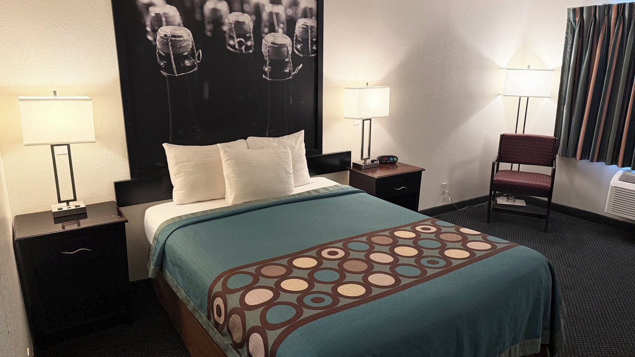 Photo of Bedroom in Selma