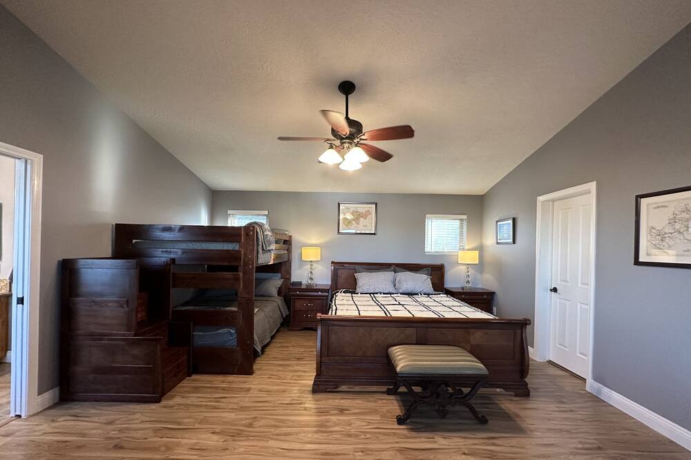 Photo of Bedroom in Patton
