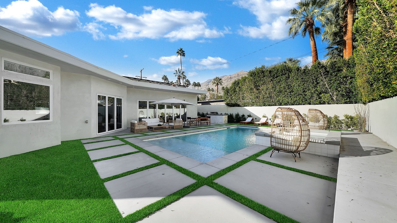Photo of Outdoor in Tahquitz River Estates