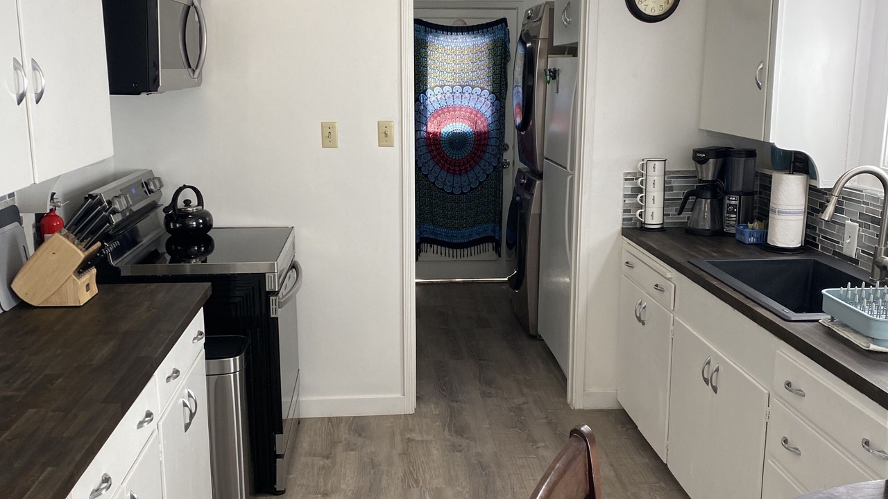 Photo of Kitchen in Lone Pine