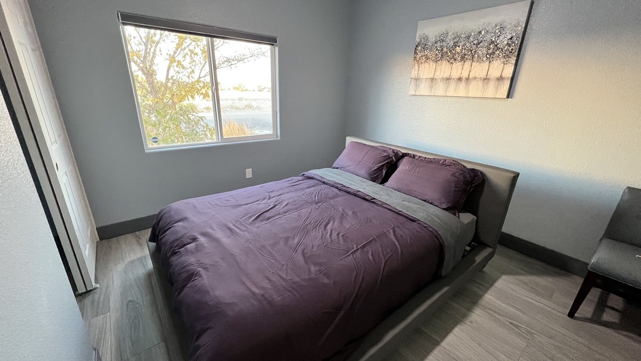 Photo of Bedroom in Enterprise