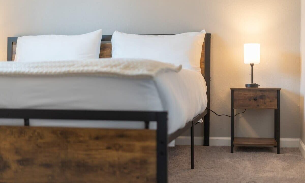 Photo of Bedroom in New Papago Parkway