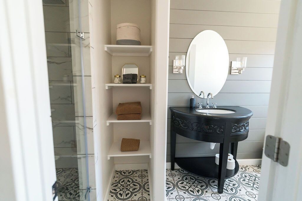Photo of Bathroom in Cottonwood