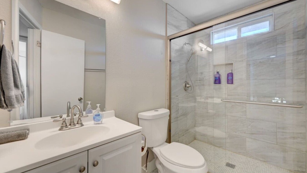 Photo of Bathroom in Paradise