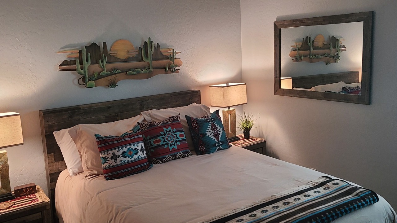 Photo of Bedroom in Emperor Estates