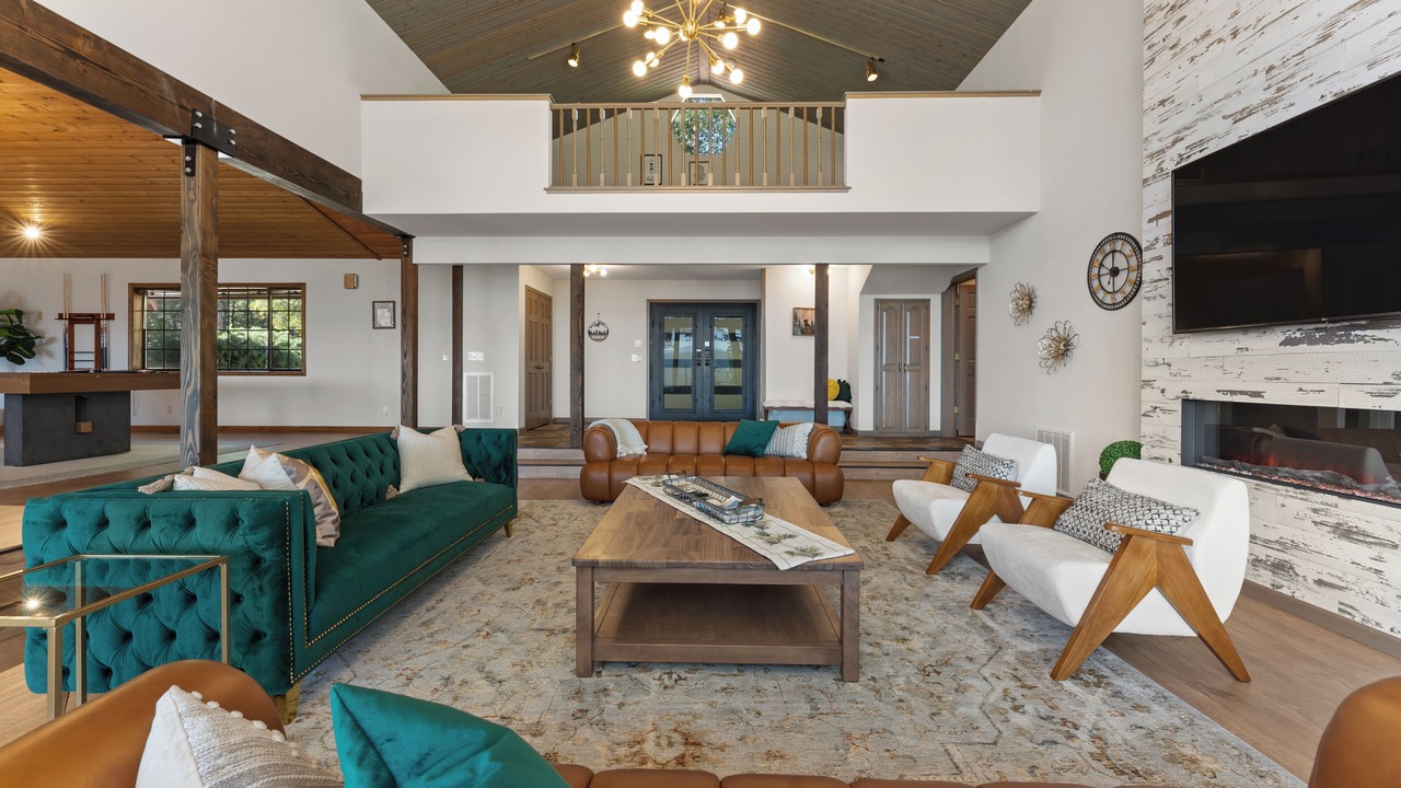 Photo of Livingroom in Nevada City