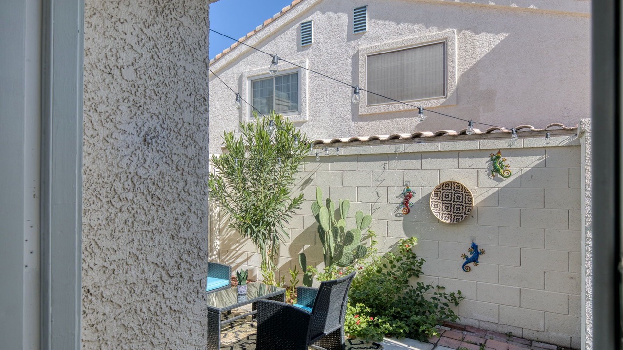 Photo of Outdoor in Spring Valley