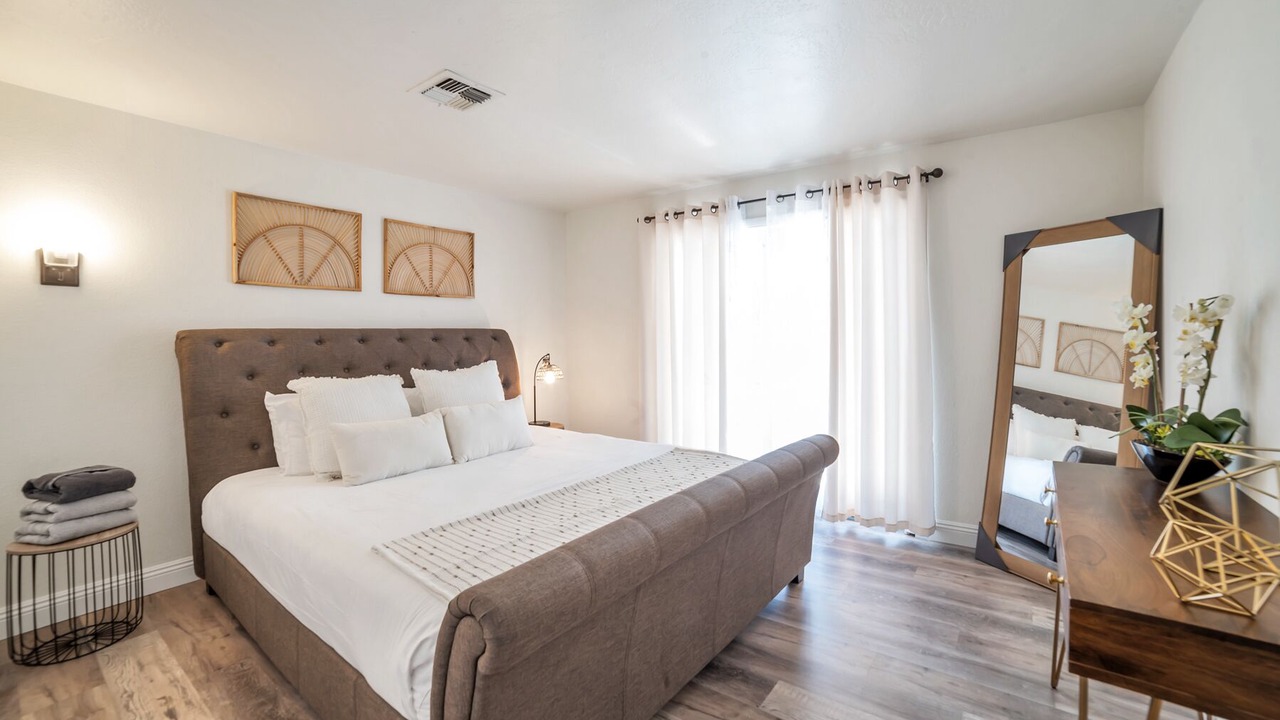 Photo of Bedroom in Chinatown