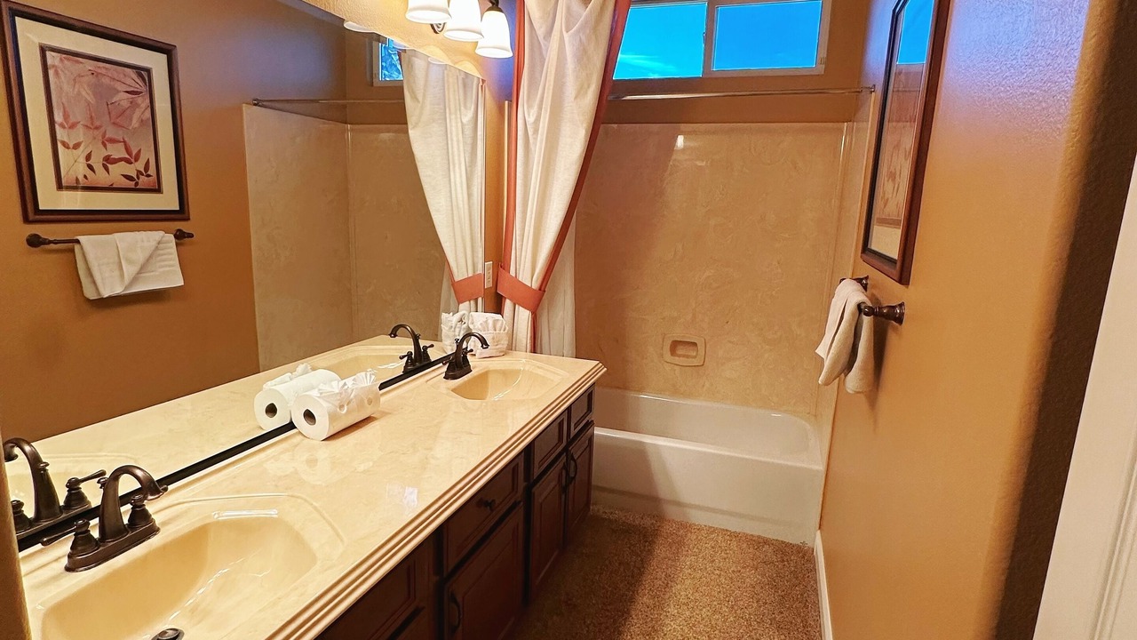 Photo of Bathroom in Enterprise