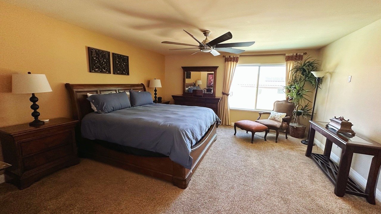 Photo of Bedroom in Enterprise