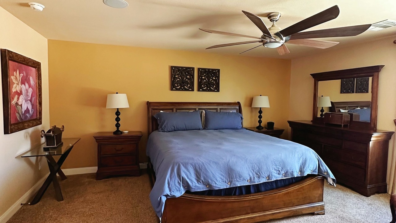 Photo of Bedroom in Enterprise