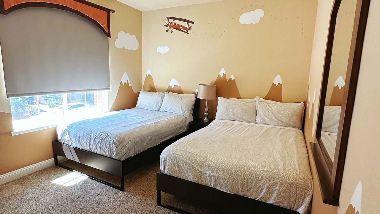 Photo of Bedroom in Enterprise