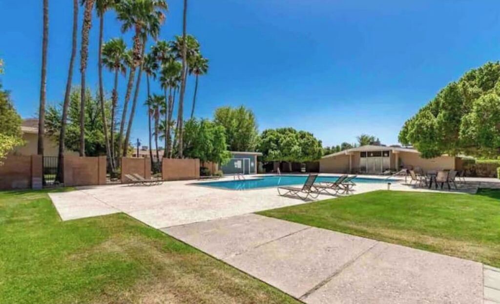 Photo of Outdoor in Park Scottsdale Four