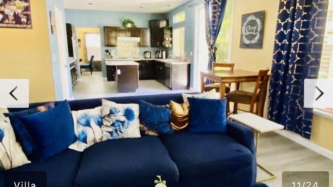 Photo of Livingroom in MacDonald Ranch