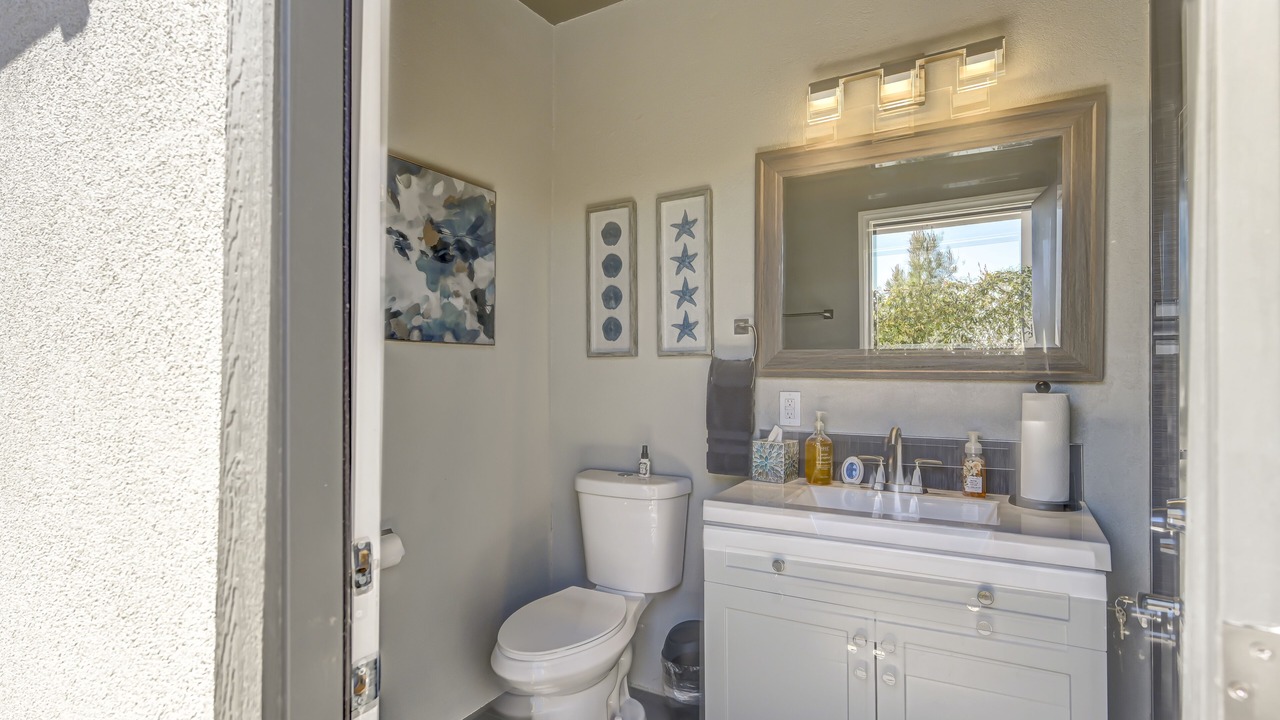 Photo of Bathroom in Centennial Hills
