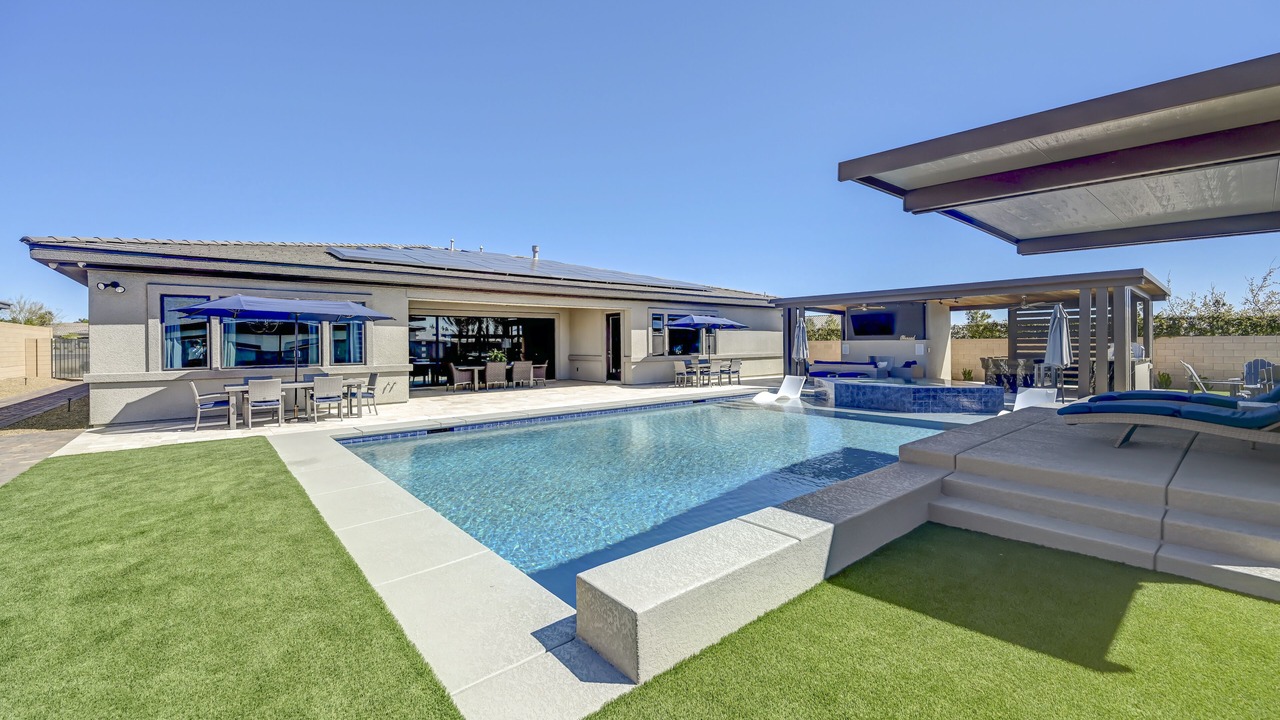 Photo of Outdoor in Centennial Hills